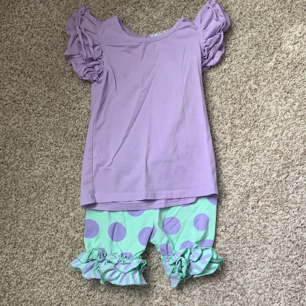 Matching Set, Smoke Free Home